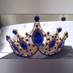 Quinceañera/Pageant Crown/Royal Blue